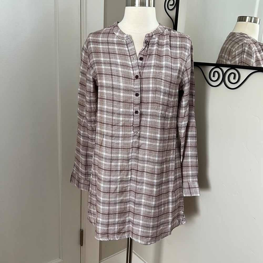 Size S Volcom casual minidress